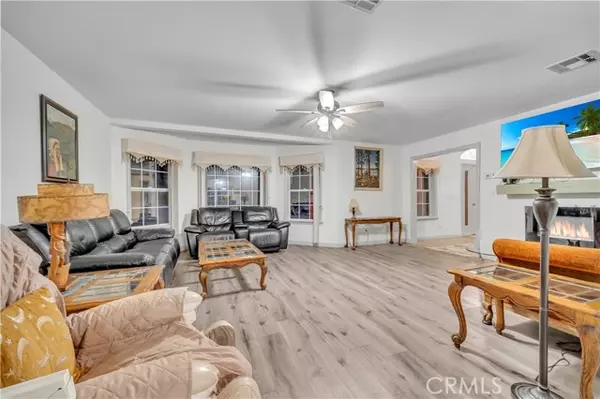 Tehachapi, CA 93561,24261 Jacaranda Drive