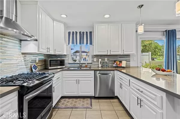 Newhall (santa Clarita), CA 91321,26237 Rainbow Glen Drive