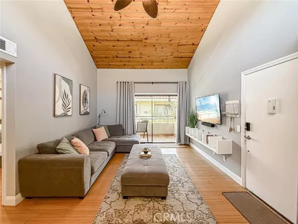 Canyon Country (santa Clarita), CA 91351,18802 Mandan Street #908