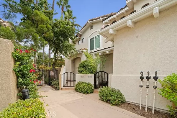 Moorpark, CA 93021,4130 Hillpark Court