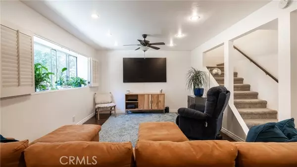 Thousand Oaks, CA 91361,231 Green Lea Place