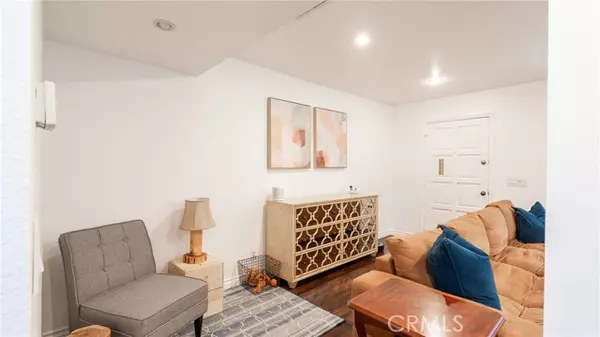 Thousand Oaks, CA 91361,231 Green Lea Place