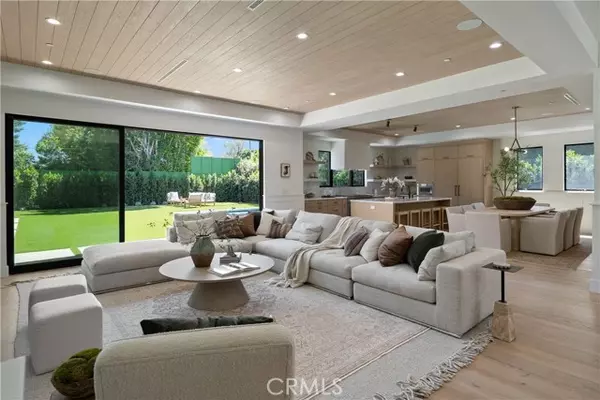 Valley Village, CA 91607,4828 Radford Avenue