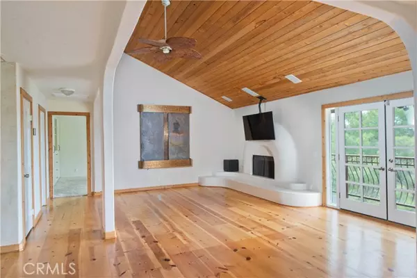 Woodland Hills (los Angeles), CA 91364,4389 San Blas Avenue