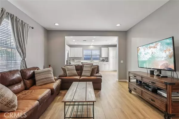 Saugus (santa Clarita), CA 91350,21982 Moveo Drive