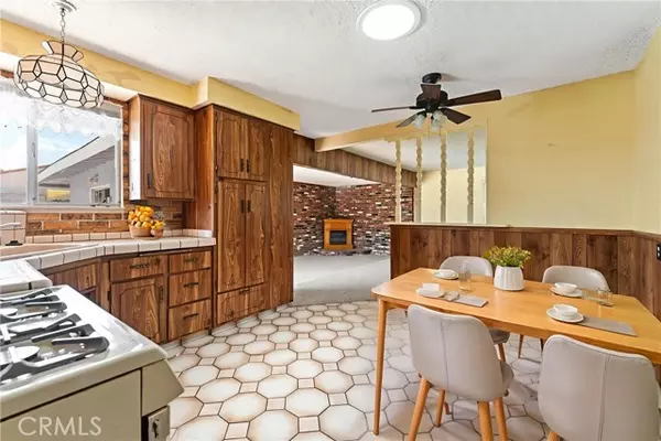 Lancaster, CA 93534,1156 W Ave J9