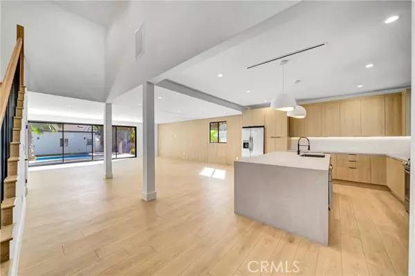 Studio City (los Angeles), CA 91604,4390 Irvine ave