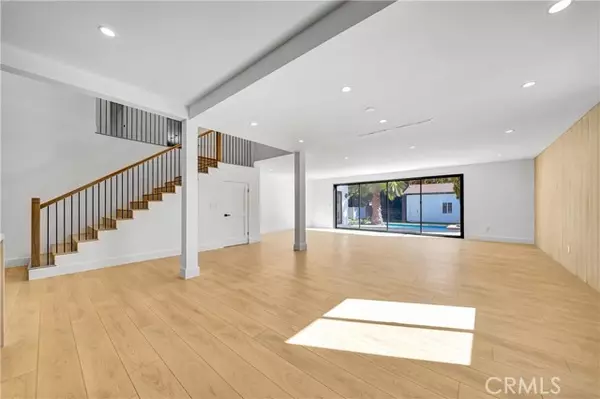 Studio City (los Angeles), CA 91604,4390 Irvine ave