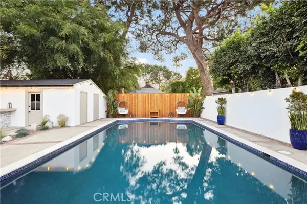 North Hollywood (los Angeles), CA 91606,6105 Bellingham Avenue