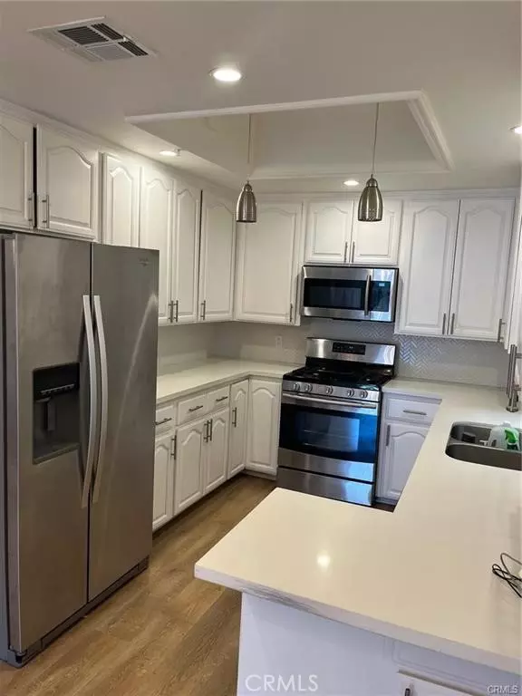 Tarzana (los Angeles), CA 91356,5319 Lindley Ave