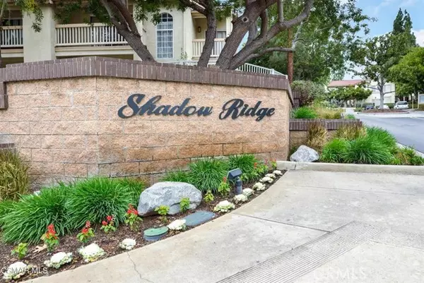 5744 Oak Bend Ln #212, Oak Park, CA 91377