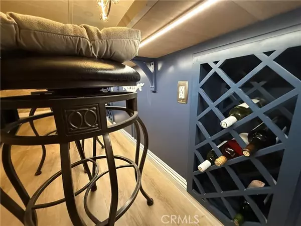 Canoga Park (los Angeles), CA 91304,8801 ETON