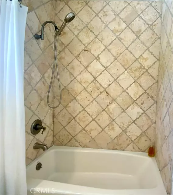 Woodland Hills (los Angeles), CA 91367,6155 Le Sage Avenue