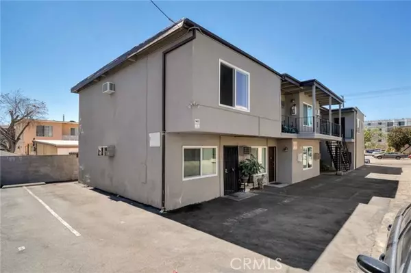 North Hollywood (los Angeles), CA 91601,5326 Cahuenga Blvd