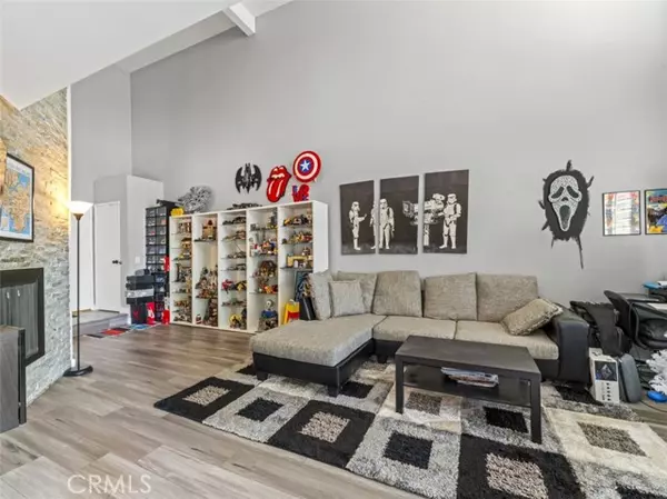 Studio City (los Angeles), CA 91604,4311 Colfax Avenue #222