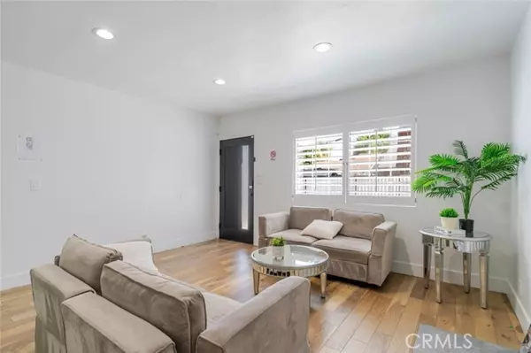 Reseda (los Angeles), CA 91335,7315 Jamieson Avenue