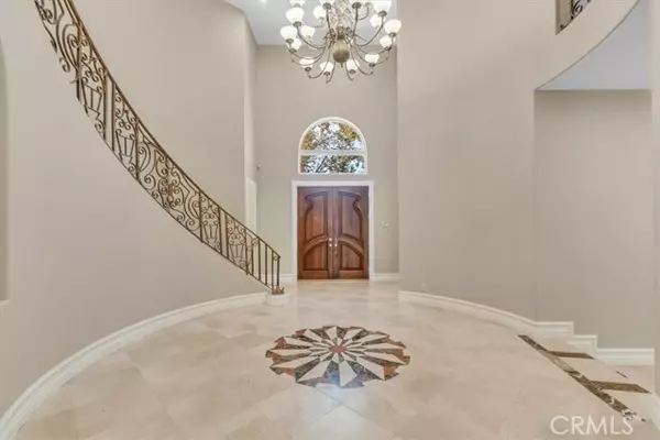 Valley Village, CA 91607,5150 Teesdale Avenue