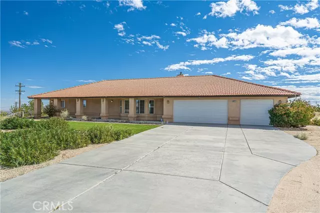 Pinon Hills, CA 92372,8825 Beekley