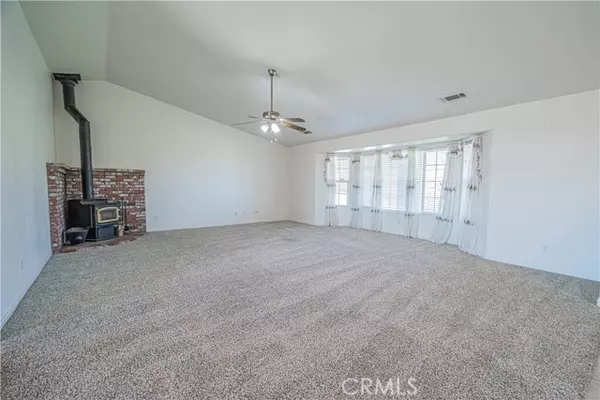Pinon Hills, CA 92372,8825 Beekley