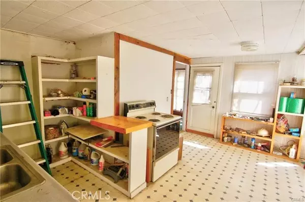 Chatsworth (los Angeles), CA 91311,9322 FRANKLIN Street