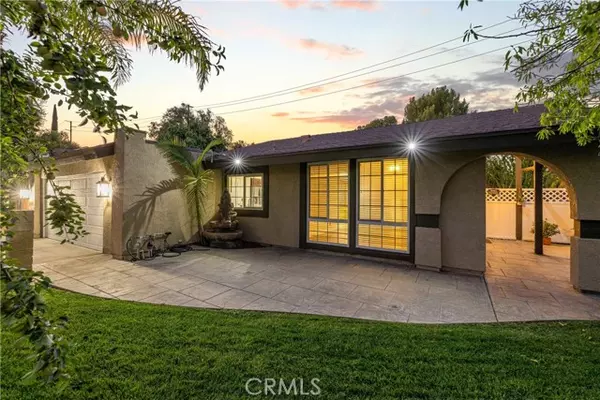 Valencia (santa Clarita), CA 91354,22903 Vista Delgado Drive