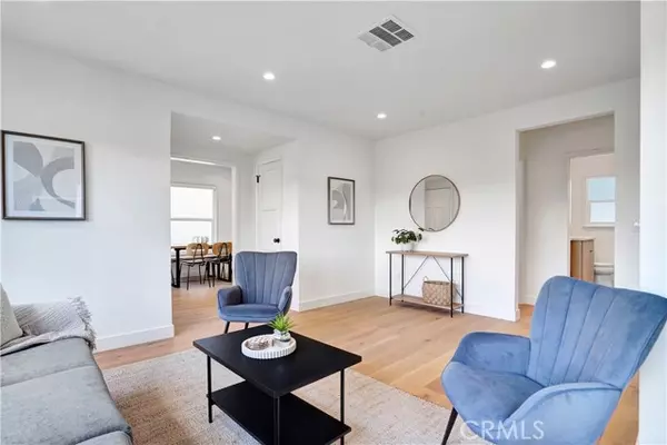 Reseda (los Angeles), CA 91335,6438 Lindley Ave