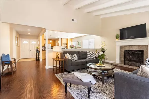 Granada Hills (los Angeles), CA 91344,10501 Forbes Avenue