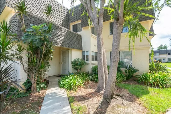 Reseda (los Angeles), CA 91335,19036 Kittridge Street #1