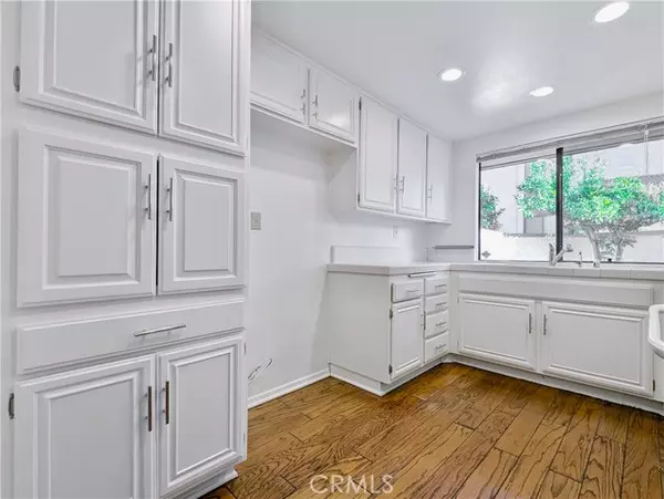 Woodland Hills (los Angeles), CA 91367,21500 Califa #138
