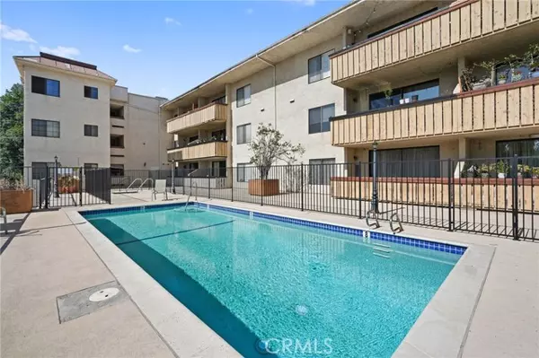 19029 Nordhoff Street #103, Northridge (los Angeles), CA 91324