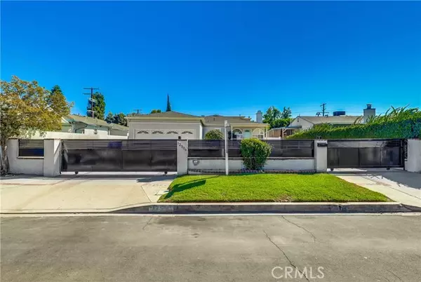 12506 Emelita Street, Valley Village, CA 91607