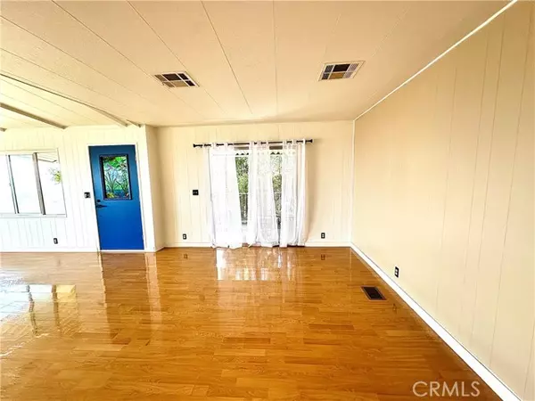 Canoga Park (los Angeles), CA 91304,24303 Woolsey Canyon Road