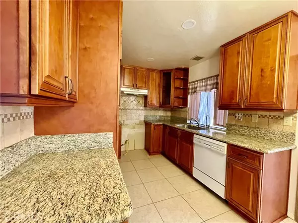 Palmdale, CA 93550,36961 SPANISH BROOM DR,