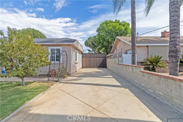 North Hills (los Angeles), CA 91343,8546 Woodley Ave