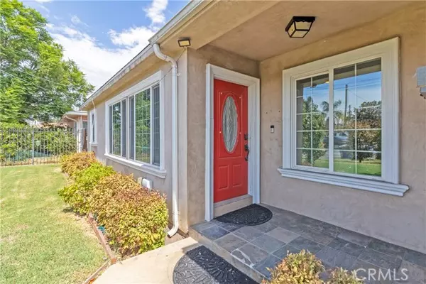 North Hills (los Angeles), CA 91343,8546 Woodley Ave