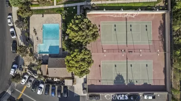 North Hollywood (los Angeles), CA 91605,12346 Runnymede #5