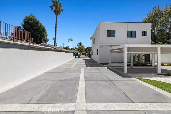 Van Nuys (los Angeles), CA 91405,15211 Cohasset