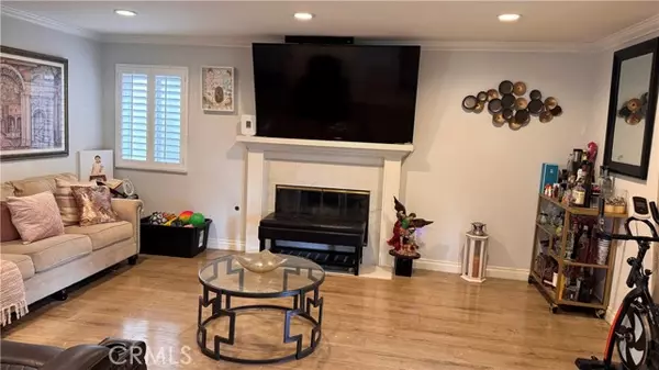 Chatsworth (los Angeles), CA 91311,20656 Septo Street