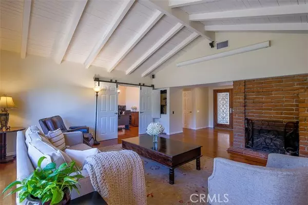 La Canada Flintridge, CA 91011,935 Bay Tree