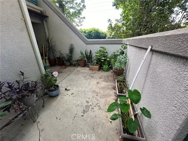 Northridge (los Angeles), CA 91324,18512 Mayall