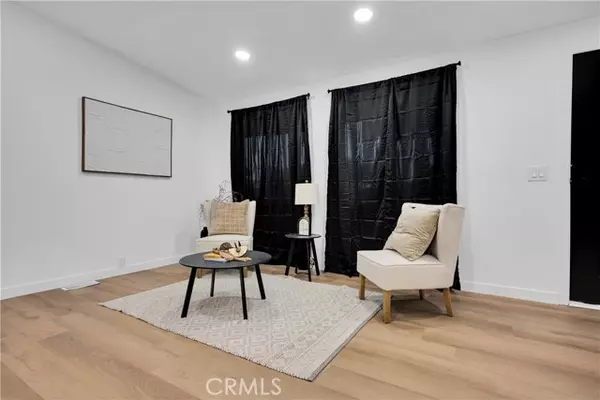 Lancaster, CA 93535,45800 Challenger Way #171