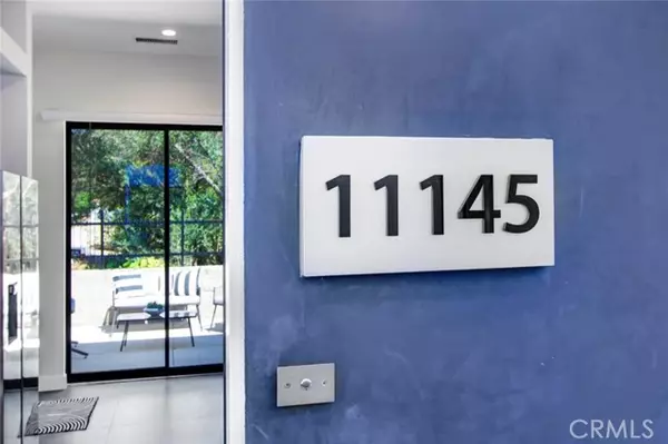 11145 Strathern Street, Sun Valley (los Angeles), CA 91352