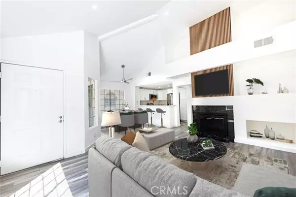 Calabasas, CA 91301,4240 Lost Hills #3108