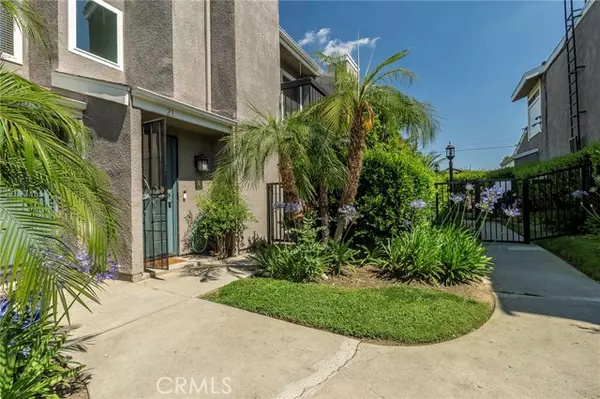 23549 Victory Blvd. #21, West Hills (los Angeles), CA 91307