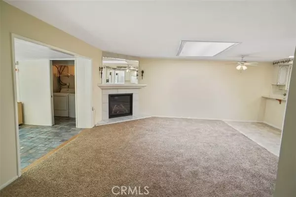 Newhall (santa Clarita), CA 91321,19318 Flowers Court