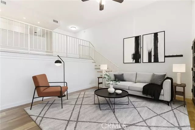 23401 Park Sorrento #51, Calabasas, CA 91302