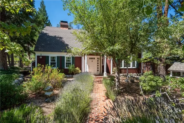 Pine Mtn Club, CA 93222,2205 Fernwood