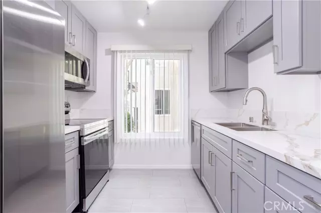 Culver City, CA 90230,7205 Summertime ln