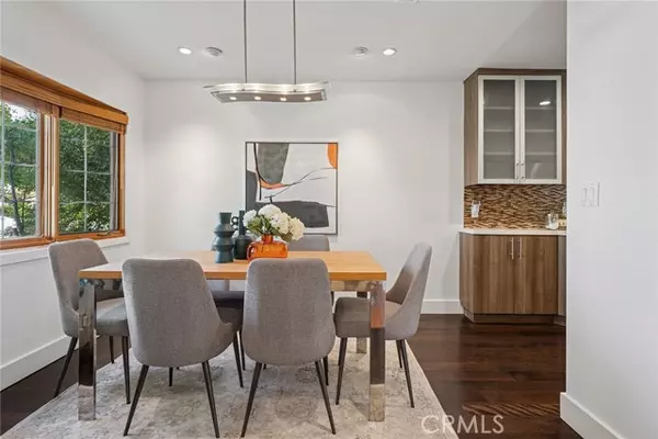 Sherman Oaks, CA 91423,13530 Morrison