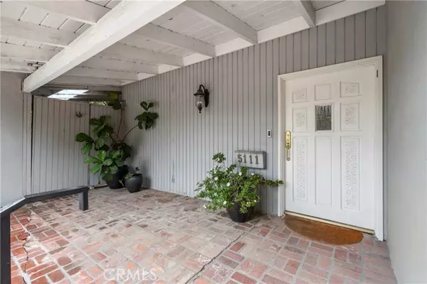 Woodland Hills (los Angeles), CA 91364,5111 San Feliciano